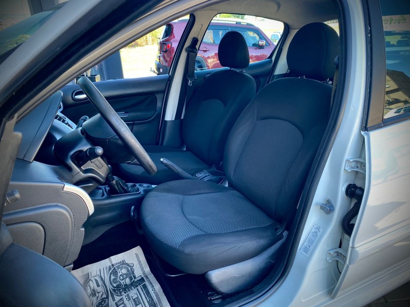207 1.4 XR 8V FLEX 4P MANUAL - 2013 - LAJEADO
