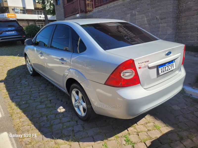FOCUS 2.0 GLX SEDAN 16V GASOLINA 4P MANUAL - 2009 - NOVA PRATA