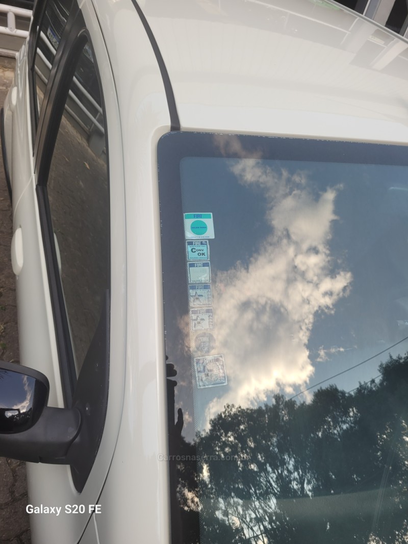 UNO 1.3 FIREFLY FLEX SPORTING 4P MANUAL - 2018 - NOVA PRATA