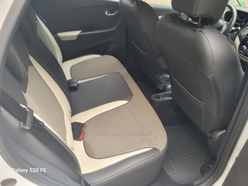 CAPTUR 1.6 16V FLEX INTENSE AUTOMÁTICO - 2019 - NOVA PRATA