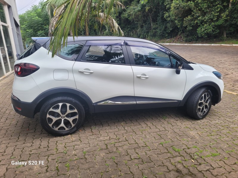 CAPTUR 1.6 16V FLEX INTENSE AUTOMÁTICO - 2019 - NOVA PRATA