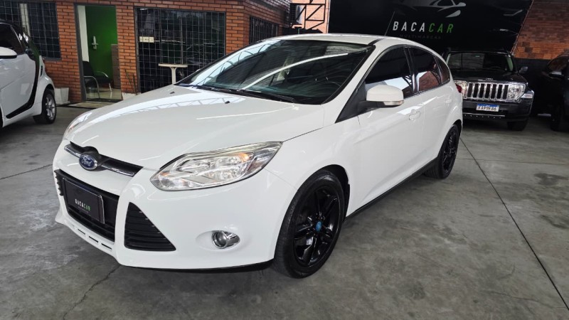 FOCUS 2.0 SE HATCH 16V FLEX 4P AUTO - 2015 - CAXIAS DO SUL