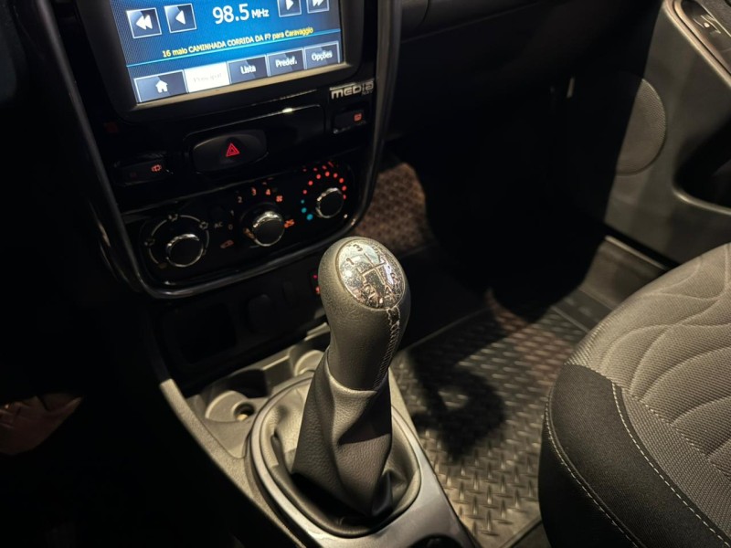 DUSTER 1.6 DYNAMIQUE 4X2 16V FLEX 4P MANUAL - 2015 - CAXIAS DO SUL