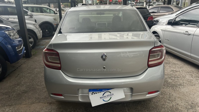 LOGAN 1.0 AUTHENTIQUE 12V FLEX 4P MANUAL - 2018 - GRAVATAí