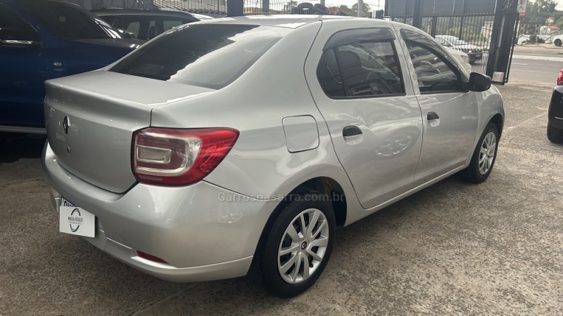 LOGAN 1.0 AUTHENTIQUE 12V FLEX 4P MANUAL - 2018 - GRAVATAí