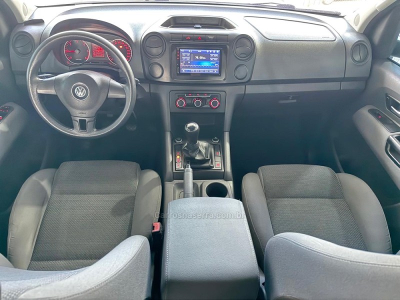 AMAROK 2.0 TRENDLINE 4X4 CD 16V TURBO INTERCOOLER DIESEL 4P MANUAL - 2011 - CAXIAS DO SUL