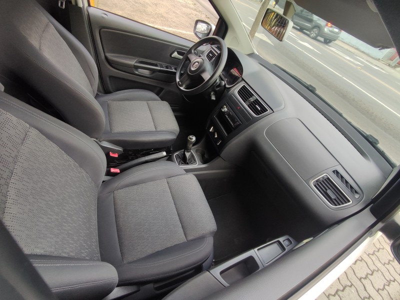 FOX 1.0 MI TREND 8V FLEX 4P MANUAL - 2013 - CAXIAS DO SUL
