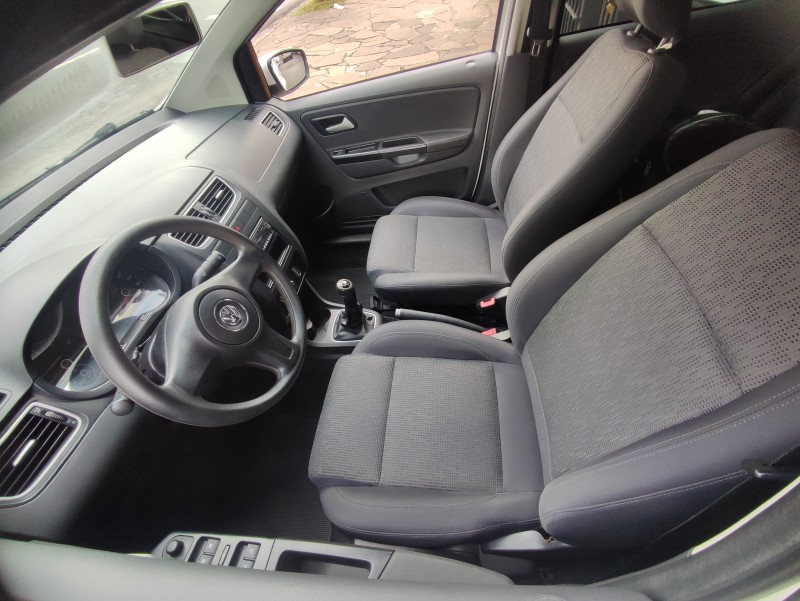 FOX 1.0 MI TREND 8V FLEX 4P MANUAL - 2013 - CAXIAS DO SUL