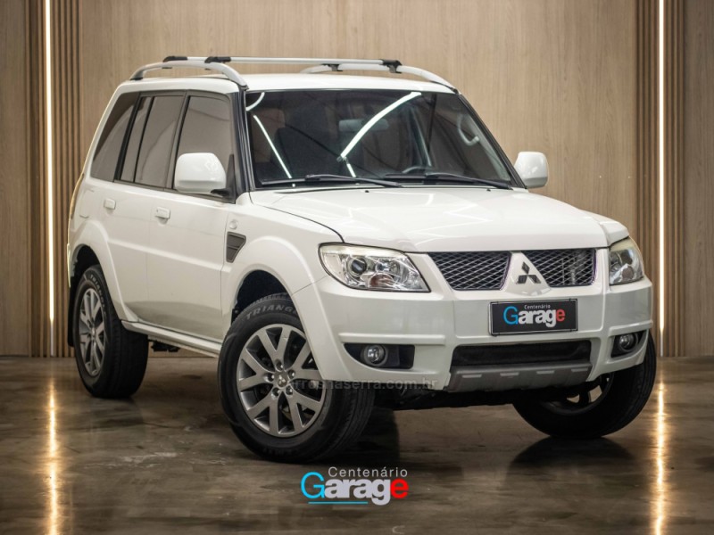 pajero tr4 2.0 4x2 16v 140cv flex 4p manual 2013 caxias do sul