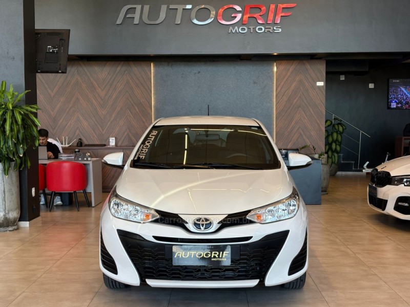 YARIS 1.5 XS CONNECT 16V FLEX 4P AUTOMÁTICO - 2021 - CAMPO BOM