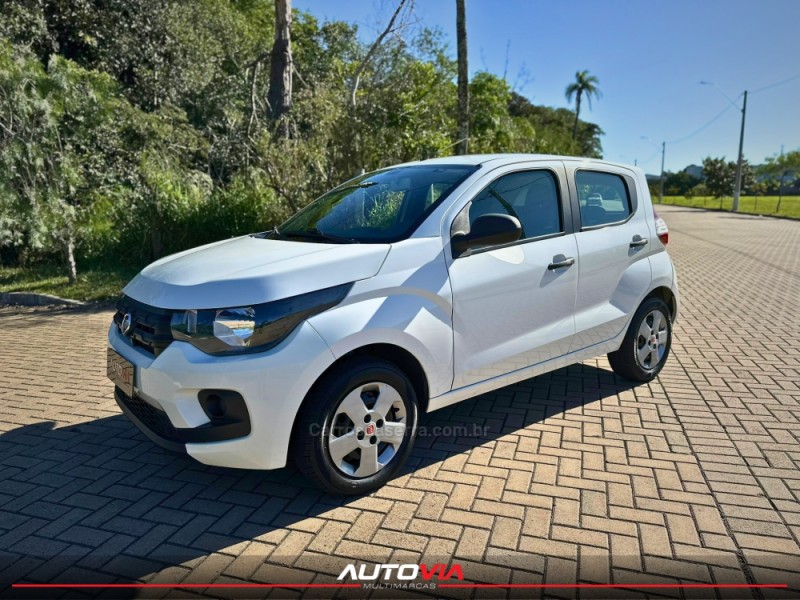 MOBI 1.0 8V EVO FLEX LIKE. MANUAL - 2020 - SAPIRANGA