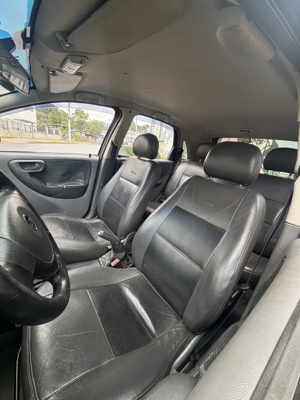 CORSA 1.8 MPFI PREMIUM 8V FLEX 4P MANUAL - 2006 - CAXIAS DO SUL