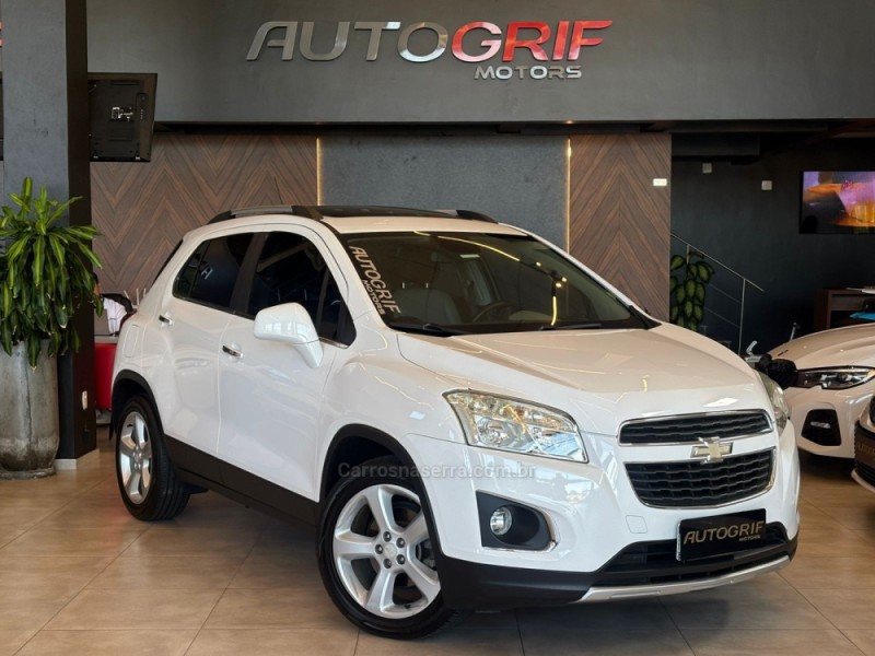 tracker 1.8 mpfi ltz 4x2 16v flex 4p automatico 2015 campo bom