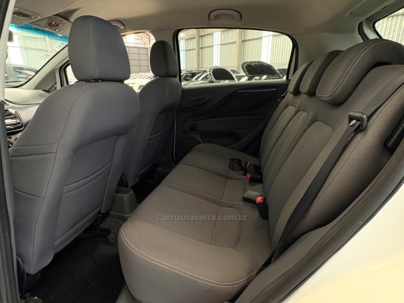 PUNTO 1.4 ATTRACTIVE 8V FLEX 4P MANUAL - 2014 - BENTO GONçALVES