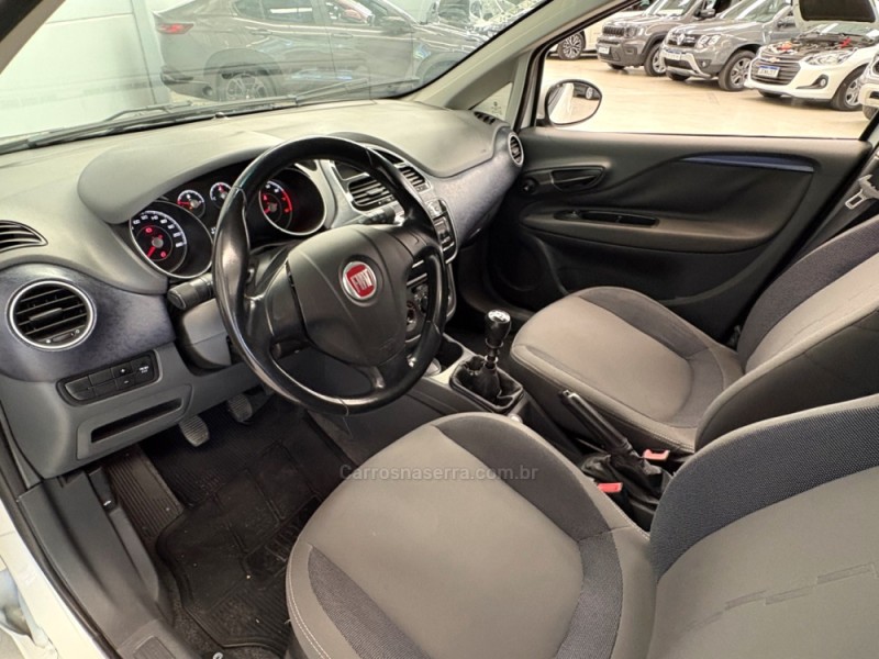 PUNTO 1.4 ATTRACTIVE 8V FLEX 4P MANUAL - 2014 - BENTO GONçALVES