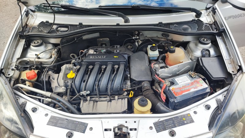 SANDERO 1.6 STEPWAY 16V FLEX 4P MANUAL - 2011 - FARROUPILHA
