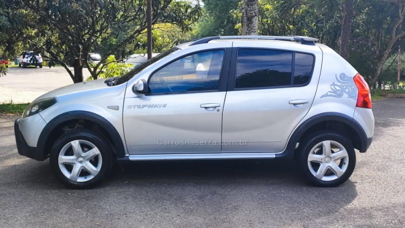 SANDERO 1.6 STEPWAY 16V FLEX 4P MANUAL - 2011 - FARROUPILHA