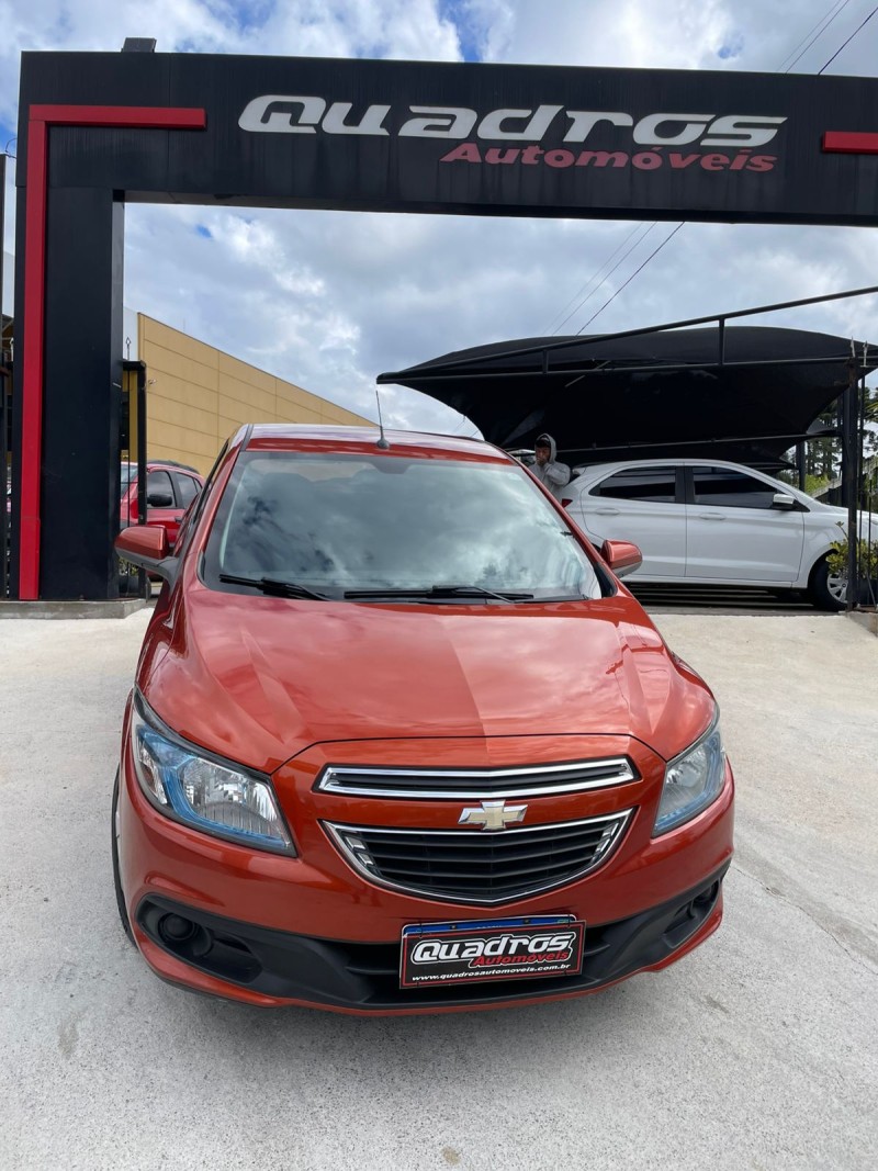 ONIX 1.4 MPFI LT 8V FLEX 4P MANUAL - 2013 - CAXIAS DO SUL