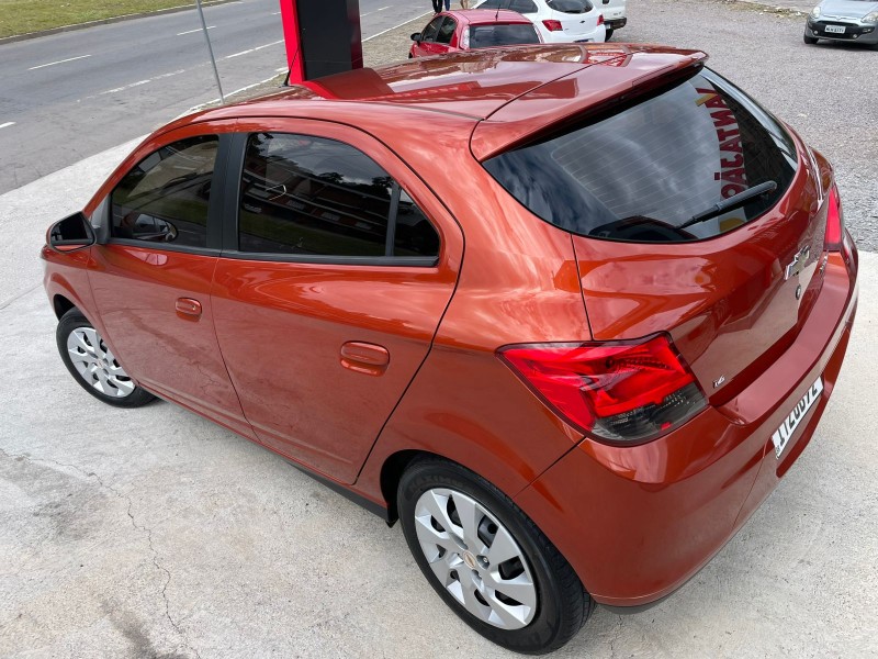 ONIX 1.4 MPFI LT 8V FLEX 4P MANUAL - 2013 - CAXIAS DO SUL