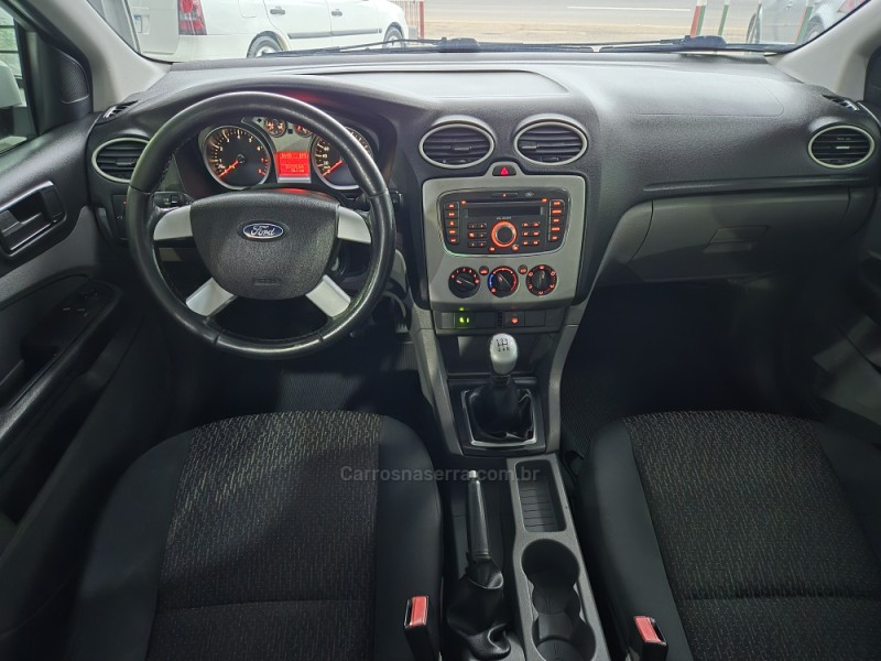 FOCUS 1.6 8V FLEX 4P MANUAL - 2012 - CAXIAS DO SUL