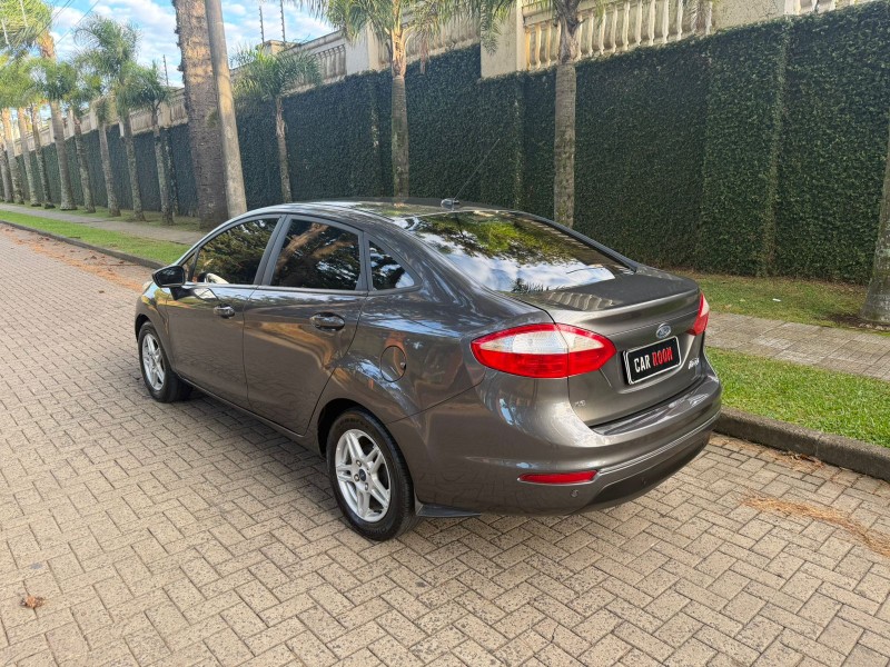 FIESTA 1.6 SE SEDAN 16V FLEX 4P AUTOMÁTICO - 2017 - CAXIAS DO SUL