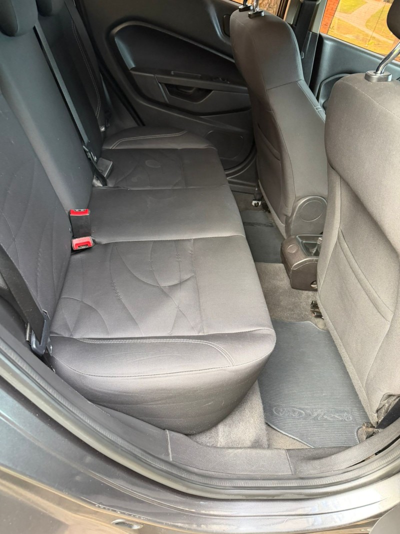 FIESTA 1.6 SE SEDAN 16V FLEX 4P AUTOMÁTICO - 2017 - CAXIAS DO SUL