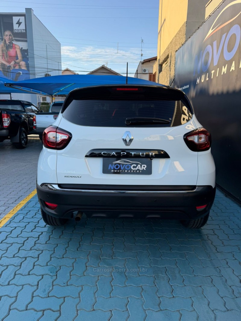 CAPTUR 1.6 LIFE 16V FLEX 4P AUTOMÁTICO - 2019 - ESTâNCIA VELHA