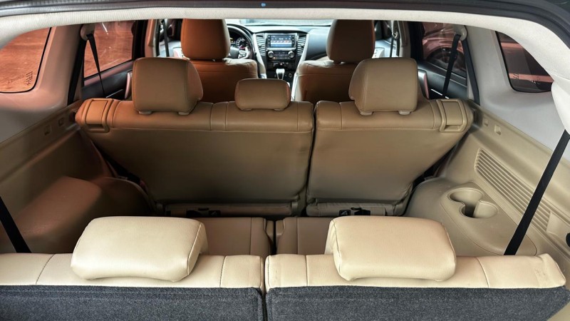 PAJERO SPORT 2.4 HPE 4X4 DIESEL 4P AUTOMÁTICA - 2020 - CAXIAS DO SUL