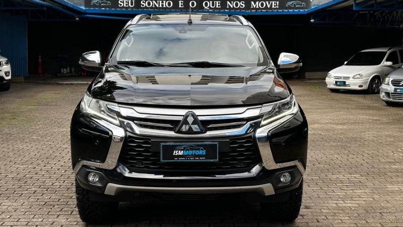 PAJERO SPORT 2.4 HPE 4X4 DIESEL 4P AUTOMÁTICA - 2020 - CAXIAS DO SUL