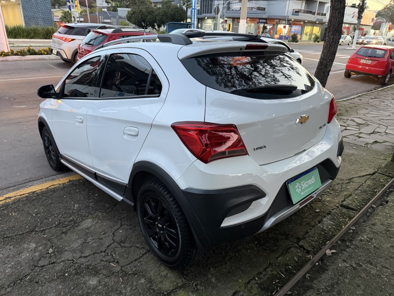 ONIX 1.4 MPFI ACTIV 8V FLEX 4P AUTOMÁTICO - 2019 - GARIBALDI
