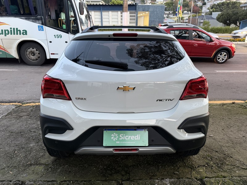 ONIX 1.4 MPFI ACTIV 8V FLEX 4P AUTOMÁTICO - 2019 - GARIBALDI