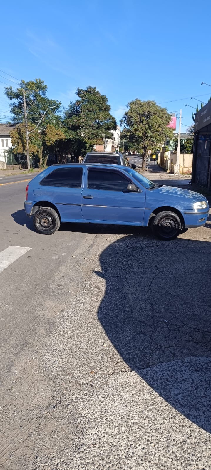 GOL 1.0 8V GASOLINA 2P MANUAL - 2001 - CAXIAS DO SUL