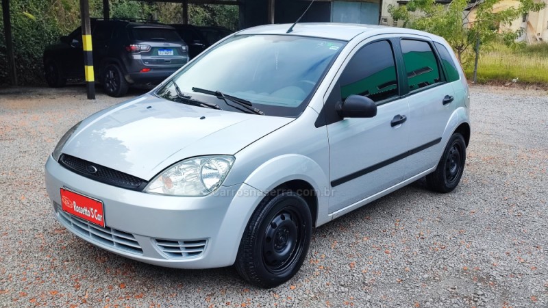 FIESTA 1.0 MPI 8V GASOLINA 4P MANUAL - 2004 - FARROUPILHA