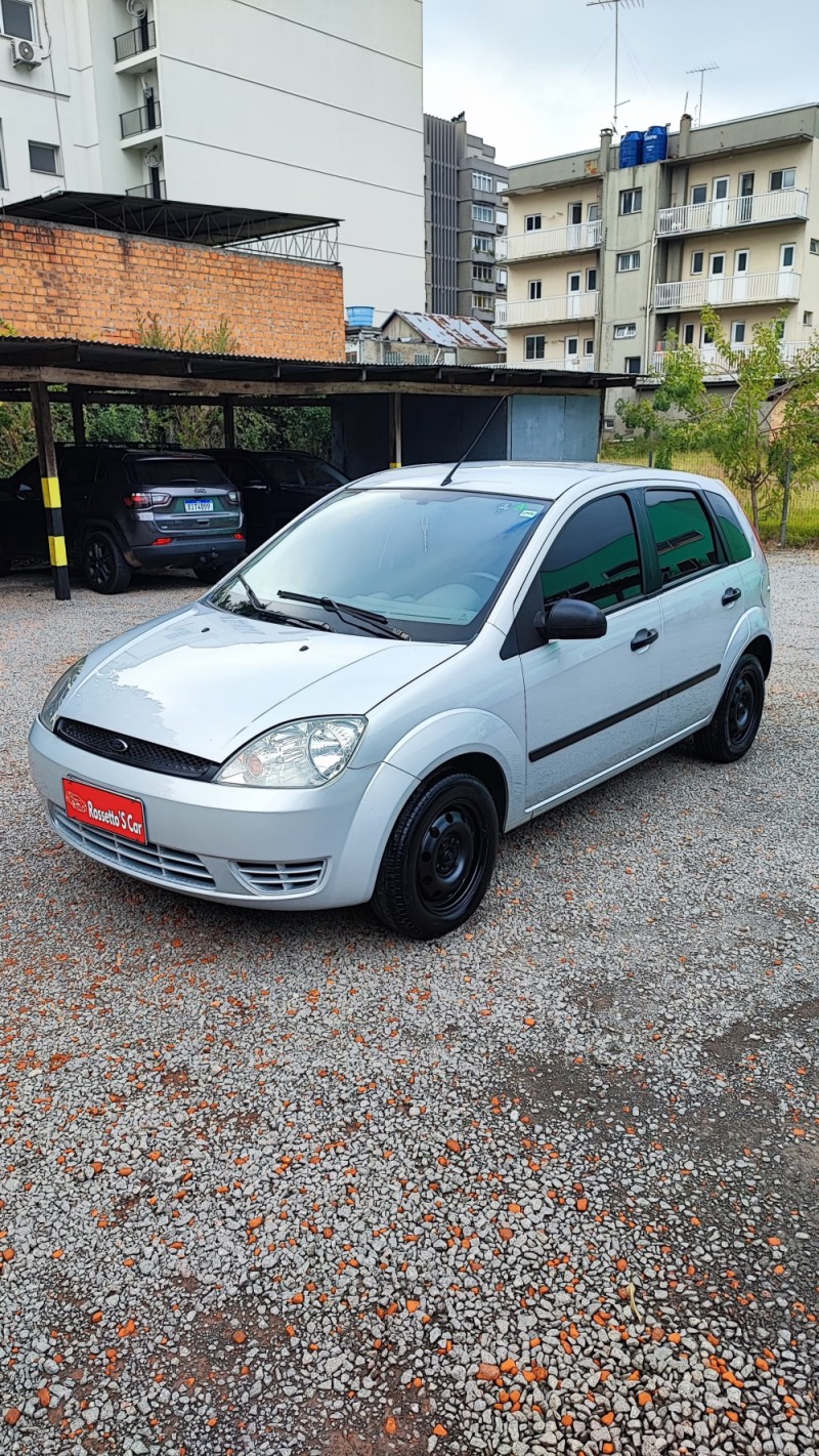 FIESTA 1.0 MPI 8V GASOLINA 4P MANUAL - 2004 - FARROUPILHA