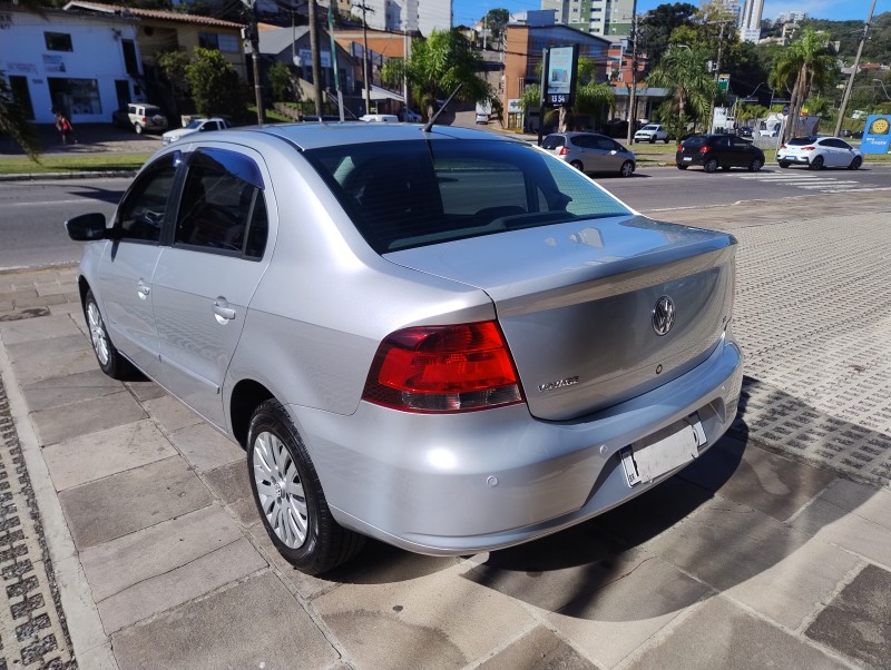 VOYAGE 1.6 MI 8V FLEX 4P MANUAL - 2013 - CAXIAS DO SUL