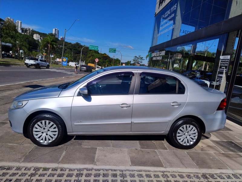 VOYAGE 1.6 MI 8V FLEX 4P MANUAL - 2013 - CAXIAS DO SUL