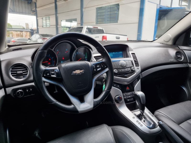 CRUZE 1.8 LT 16V FLEX 4P AUTOMÁTICO - 2015 - VACARIA