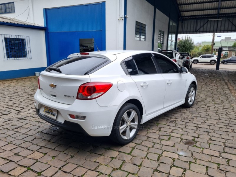 CRUZE 1.8 LT 16V FLEX 4P AUTOMÁTICO - 2015 - VACARIA