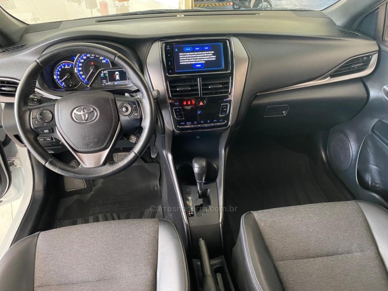 YARIS 1.5 XS 16V FLEX 4P AUTOMÁTICO - 2024 - LAJEADO