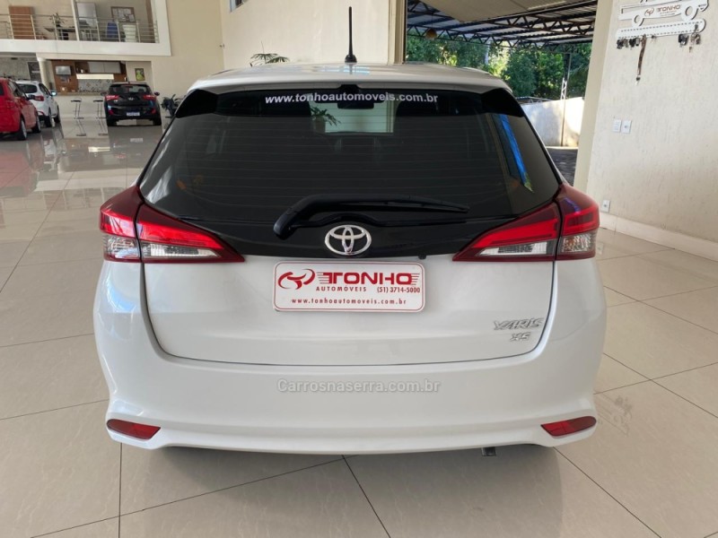 YARIS 1.5 XS 16V FLEX 4P AUTOMÁTICO - 2024 - LAJEADO