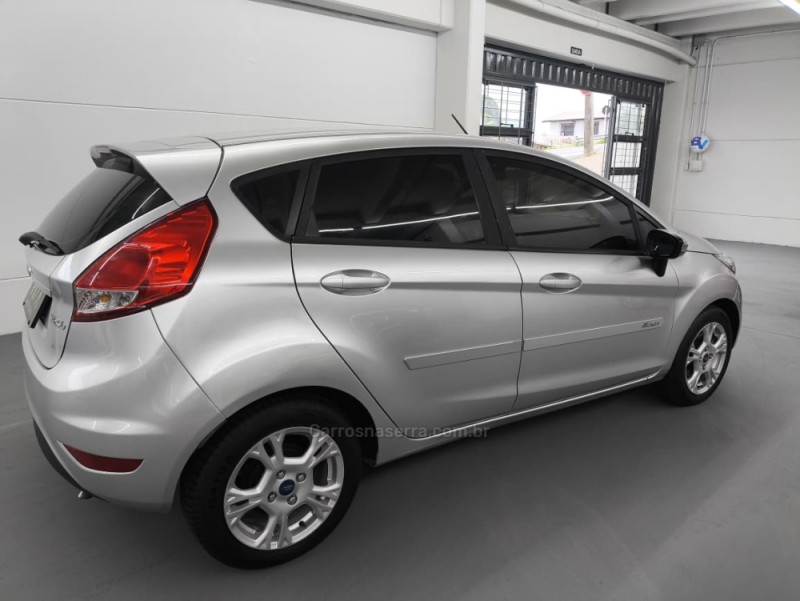 FIESTA 1.6 SE HATCH 16V FLEX 4P AUTOMÁTICO - 2015 - CAXIAS DO SUL