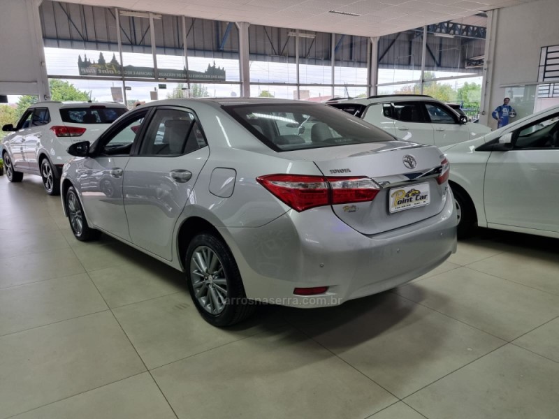 COROLLA 2.0 XEI 16V FLEX 4P AUTOMÁTICO - 2017 - VACARIA