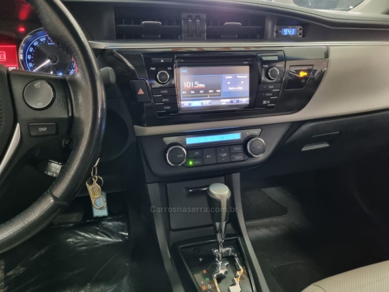COROLLA 2.0 XEI 16V FLEX 4P AUTOMÁTICO - 2017 - VACARIA