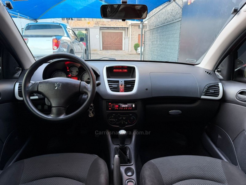 207 1.4 XR 8V FLEX 2P MANUAL - 2012 - ESTâNCIA VELHA