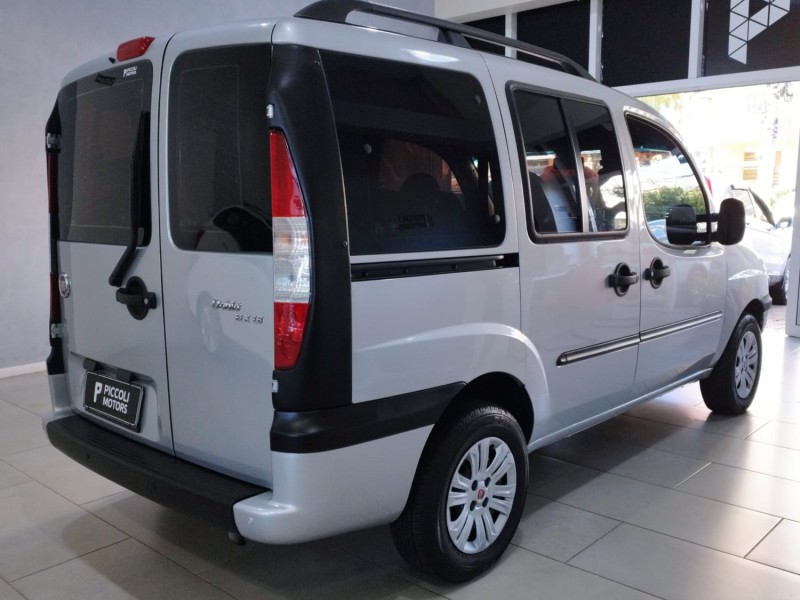 DOBLÓ 1.8 ELX 8V FLEX 4P MANUAL 7 LUGARES - 2009 - CAXIAS DO SUL