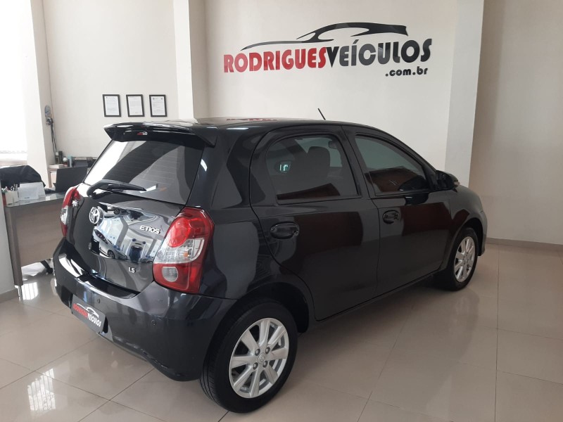 ETIOS 1.5 X PLUS 16V FLEX 4P MANUAL - 2019 - CAXIAS DO SUL