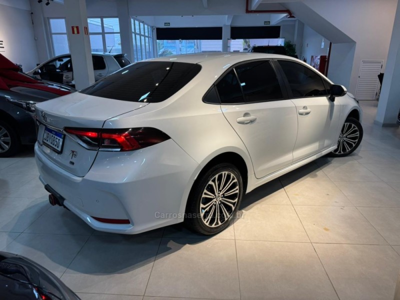 COROLLA 2.0 XEI 16V FLEX 4P AUTOMÁTICO - 2023 - CAXIAS DO SUL