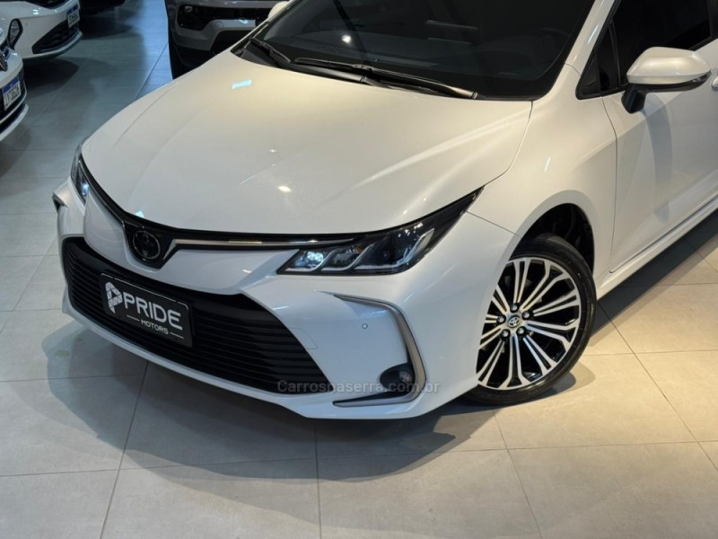 COROLLA 2.0 XEI 16V FLEX 4P AUTOMÁTICO - 2023 - CAXIAS DO SUL