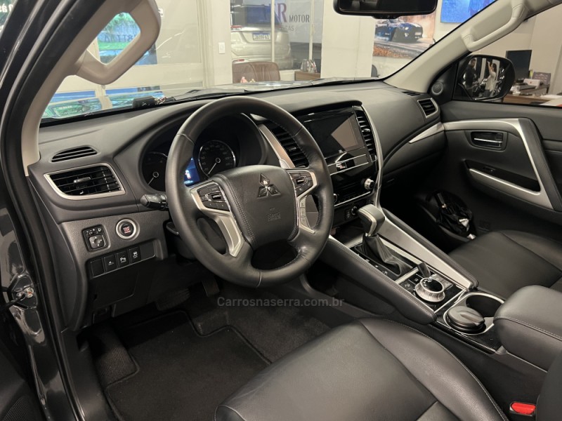 PAJERO SPORT 2.4 HPE-S 4X4 DIESEL 4P AUTOMÁTICO - 2024 - NOVO HAMBURGO