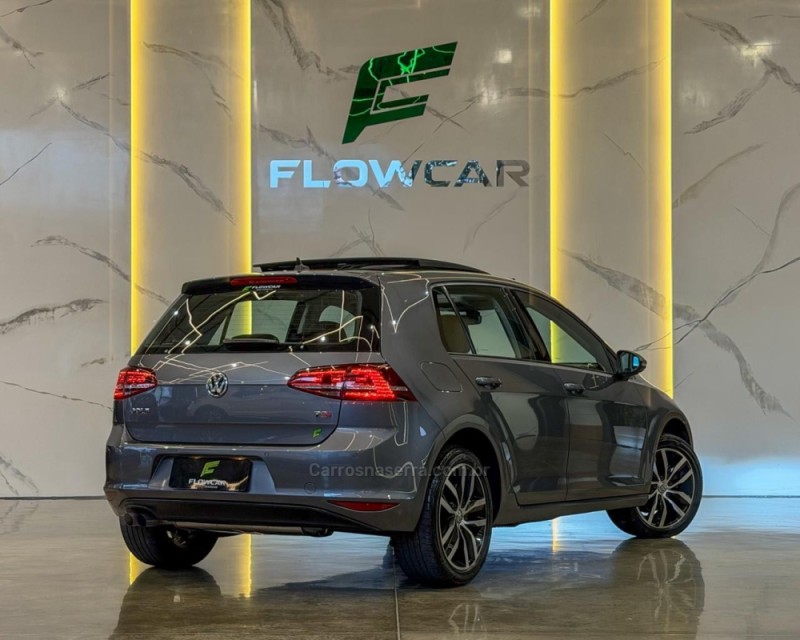 GOLF 1.4 TSI HIGHLINE 16V TOTAL FLEX 4P TIPTRONIC - 2017 - GARIBALDI